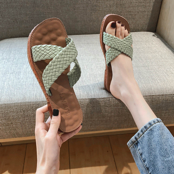 Női alkalmi papucs keresztpánttal