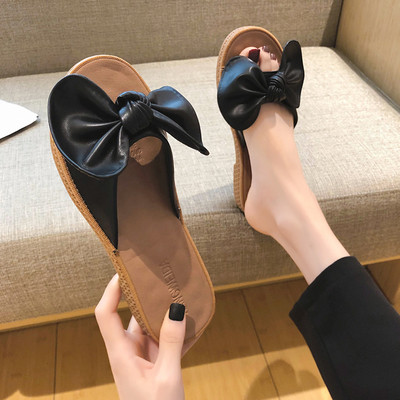 Naiste vabaaja sussid lameda talla ja ökonahast paelaga