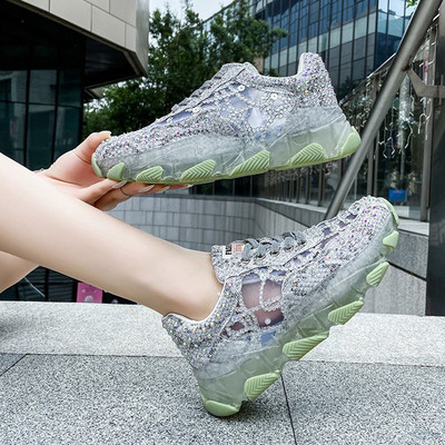 Нов модел дамски маратонки с мрежа и камъни