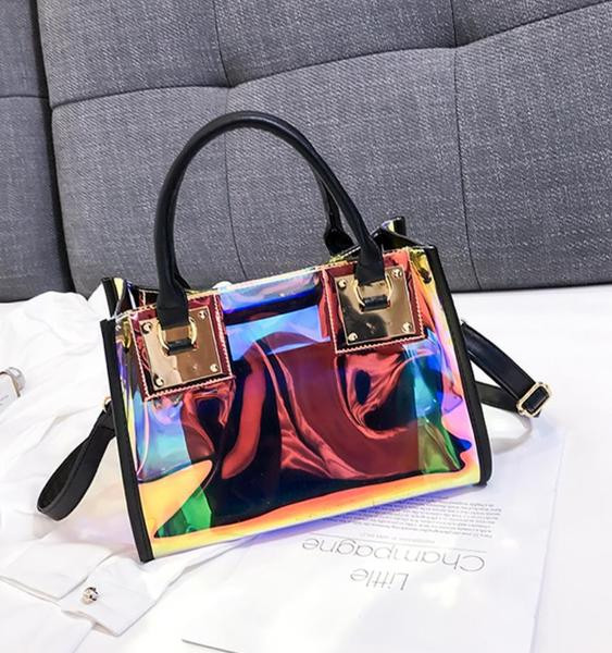 Fényes hatású kis táska két fogantyúval