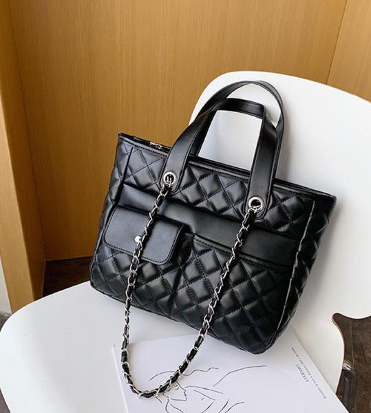 Eko bőrből készült alkalmi női táska két füllel