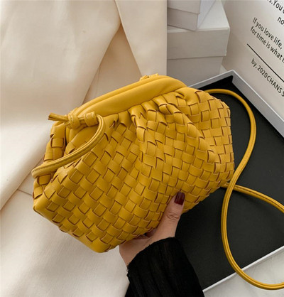 Női bőrtáska - táska típusú