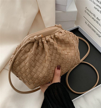 Női bőrtáska - táska típusú