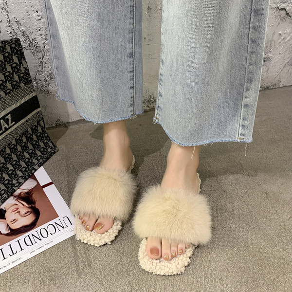 Pehelyes plüss női papucs