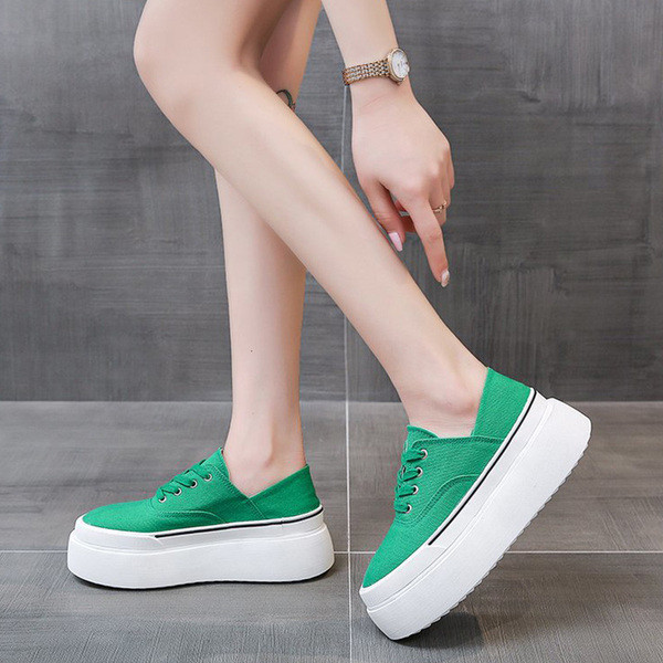 Tenisi de damă colorați cu talpă plată înaltă