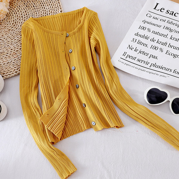 Set pentru femei care include o vestă și o rochie cu inscripție