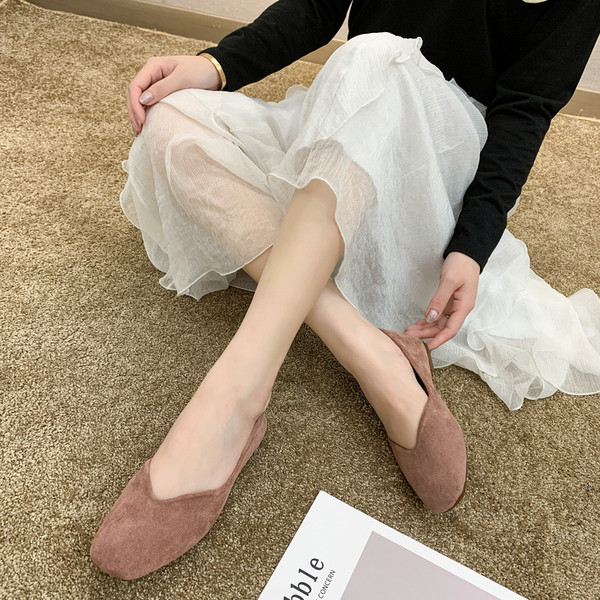 Ретро велурени дамски обувки 