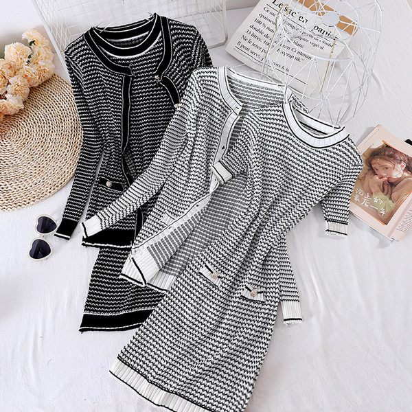 Set de toamnă pentru femei din două părți - vestă și rochie