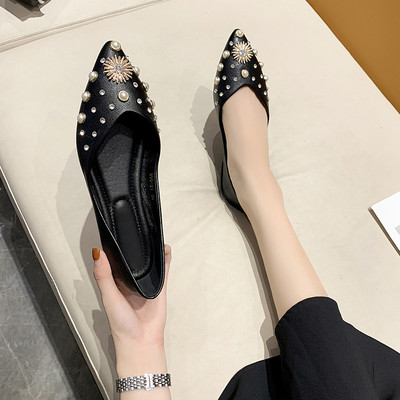 Pantofi moderni de dama cu perle