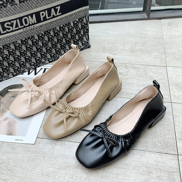 Актуални дамски обувки от еко кожа с панделка