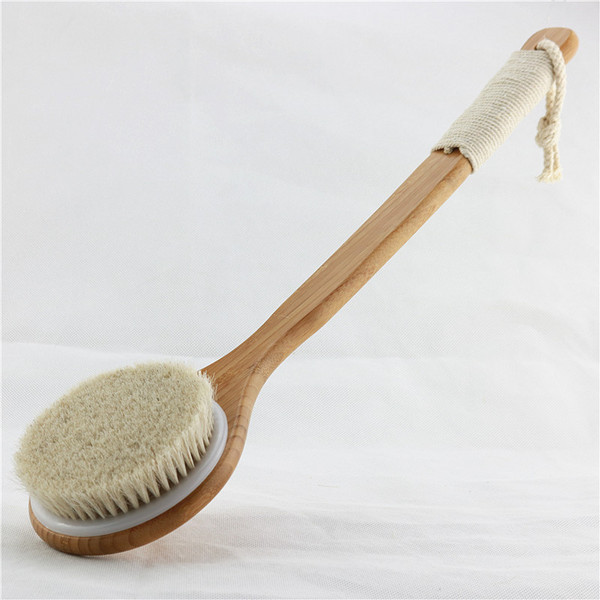 Ξύλινη βούρτσα με μακριά λαβή για το μπάνιο
