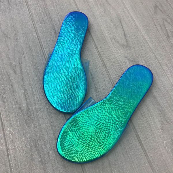 Модерни дамски чехли с прозрачна силиконова каишка