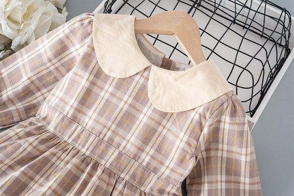 Карирана детска рокля за момичета разкроен модел с дълъг ръка и яка