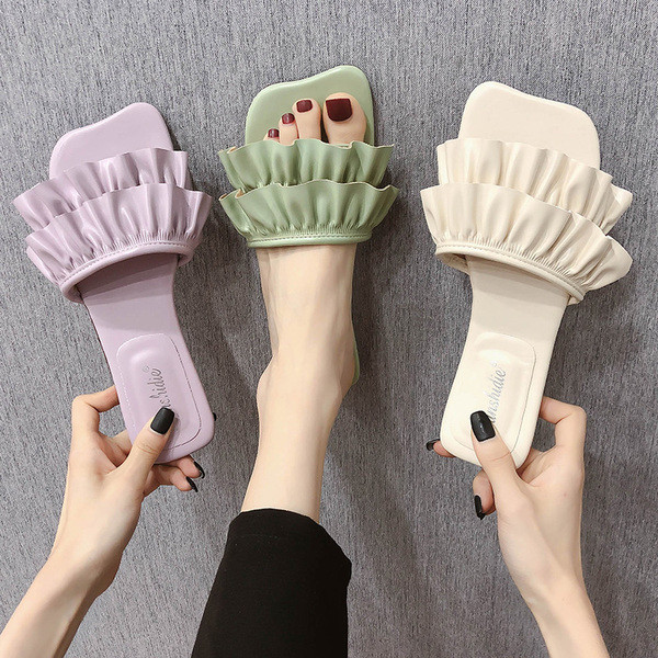 Model nou de papuci de dama din piele ecologica