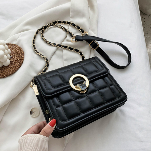 Geanta de dama din piele cu maner lung si inchizator