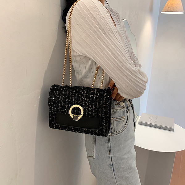 Geanta de mana patrata cu paiete