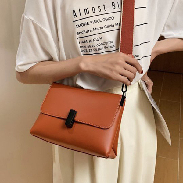 Geantă casual de damă cu închizătoare și mâner larg