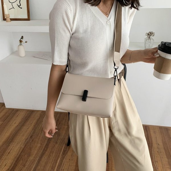 Geantă casual de damă cu închizătoare și mâner larg