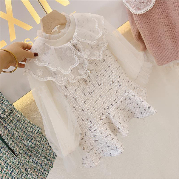 Rochie de copii eleganta pentru fete cu nasturi si guler sigilat