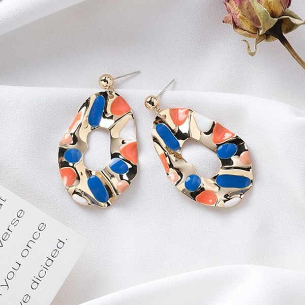 Cercei de dama moderni din metal cu pietre