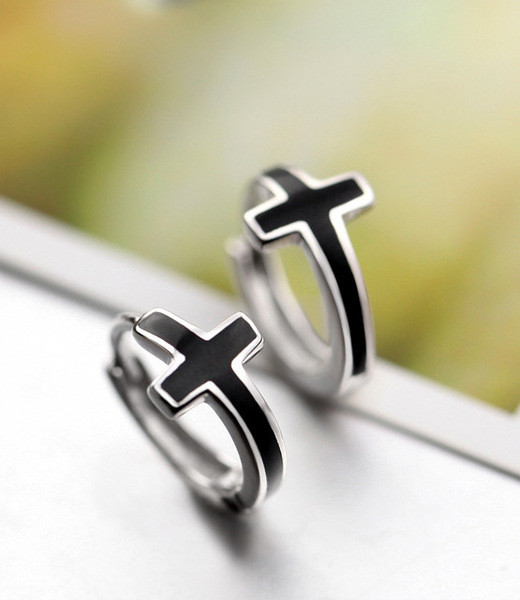 Cercei casual de dama in forma rotunda cu cruce