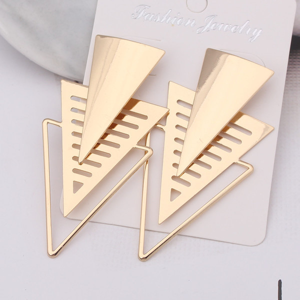 Cercei de damă din aur - cinci modele