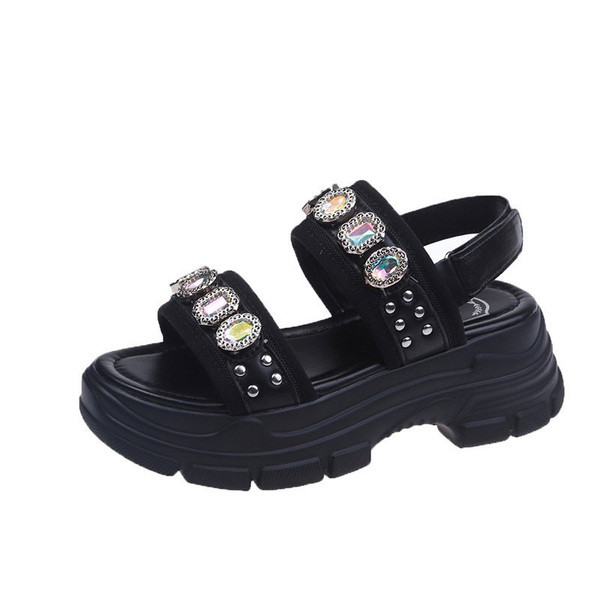 Sandale de dama moderne cu talpa inalta si pietre elementare