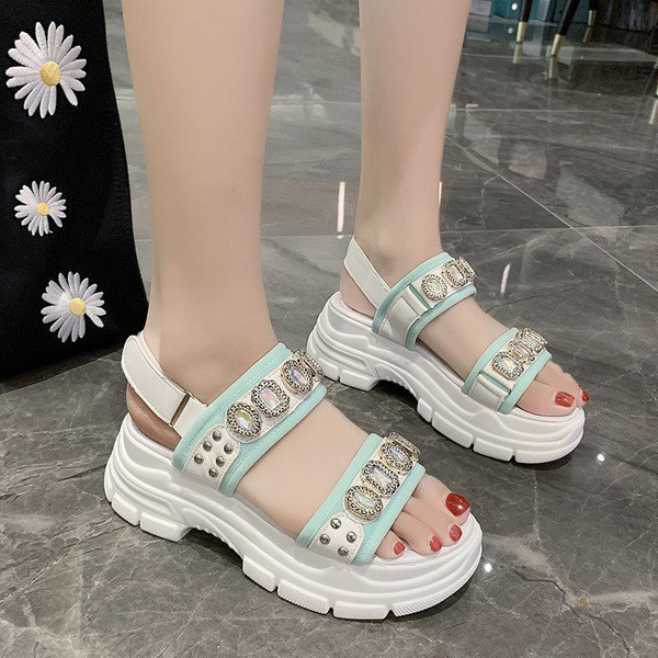 Sandale de dama moderne cu talpa inalta si pietre elementare