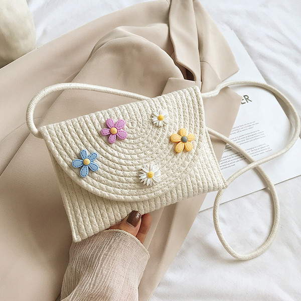 Geantă casual de damă cu elemente florale 3D