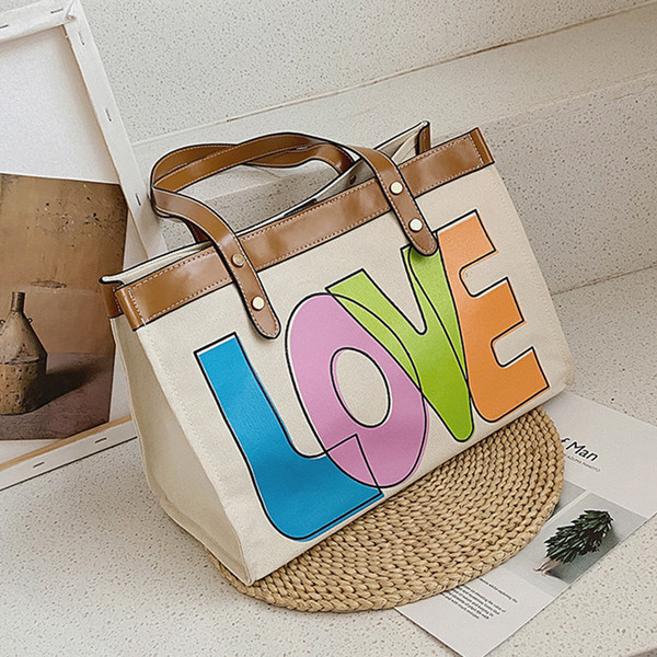 Geantă casual de damă din piele ecologică cu inscripție