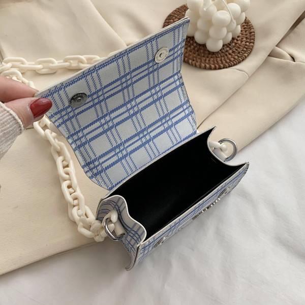 Geantă de damă modernă cu element de flori 3D