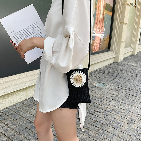 Geanta de umar mic de dama cu floare