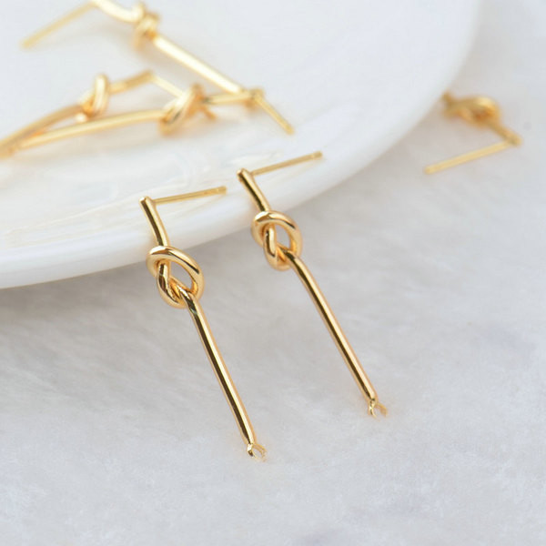 Cercei de damă moderni - nod