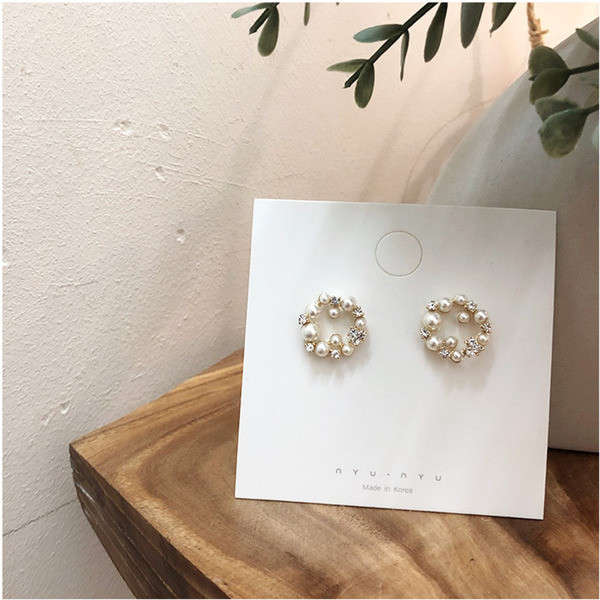 Cercei eleganti de dama cu perle si pietre - cinci modele