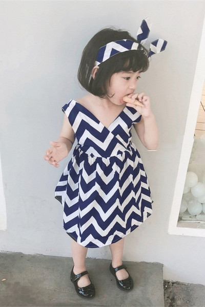 Rochie moderna pentru copii cu decolteu in V si spate gol