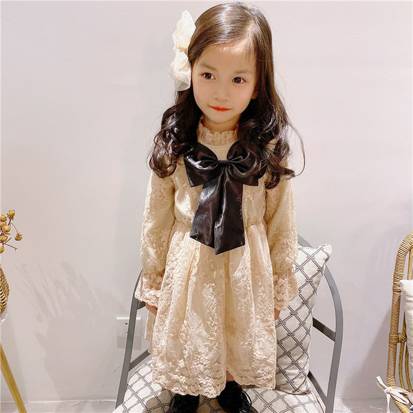 Rochie copii din dantela pentru fete cu maneci lungi si panglica