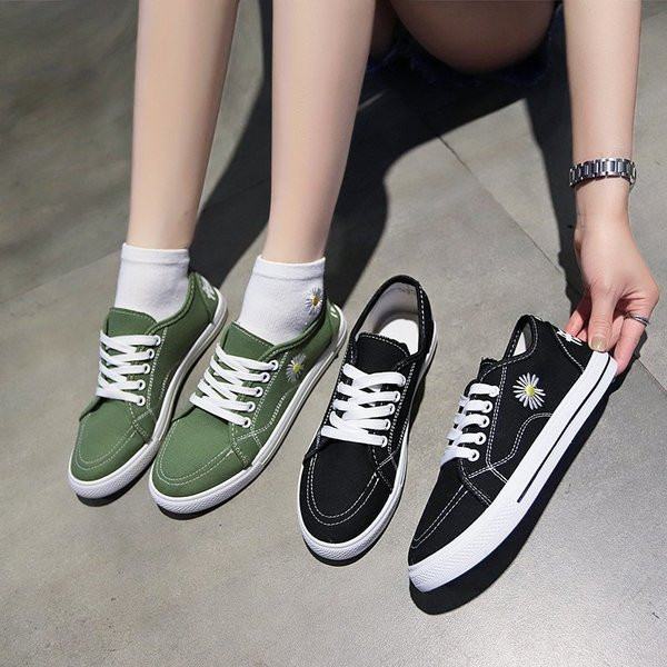 Adidasi casual dama cu broderie si talpa plata