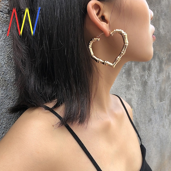 Cercei mari de dama din metal in forma de inima