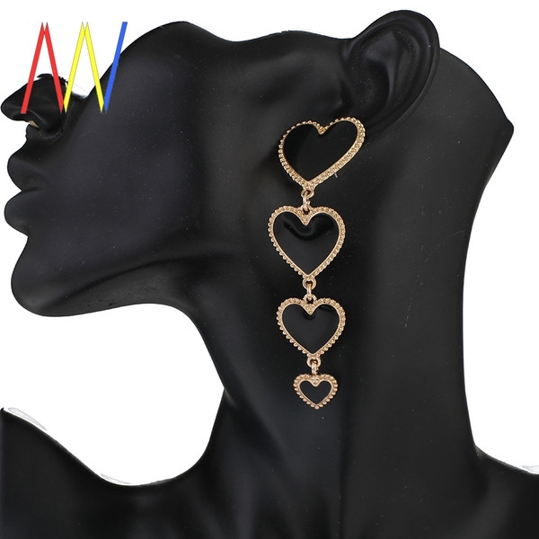 Cercei de damă moderni cu inimioare