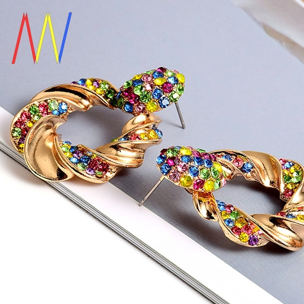 Cercei rotunzi de dama aurii cu pietre colorate