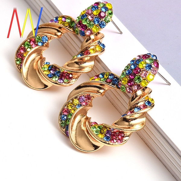 Cercei rotunzi de dama aurii cu pietre colorate