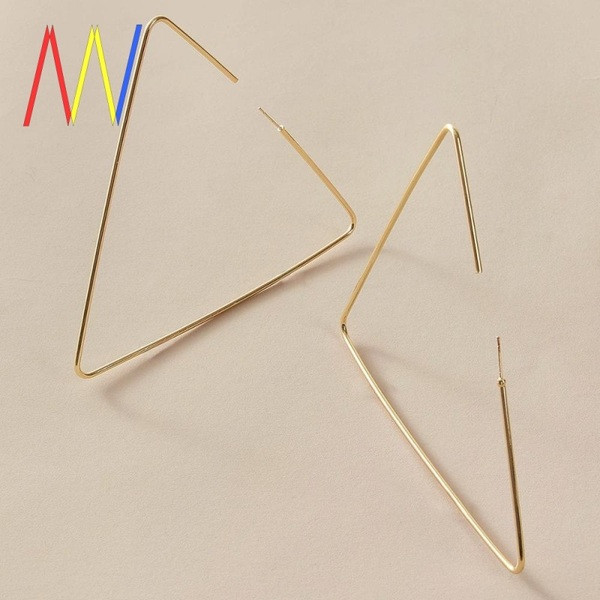 Cercei mari de dama in forma de triunghi