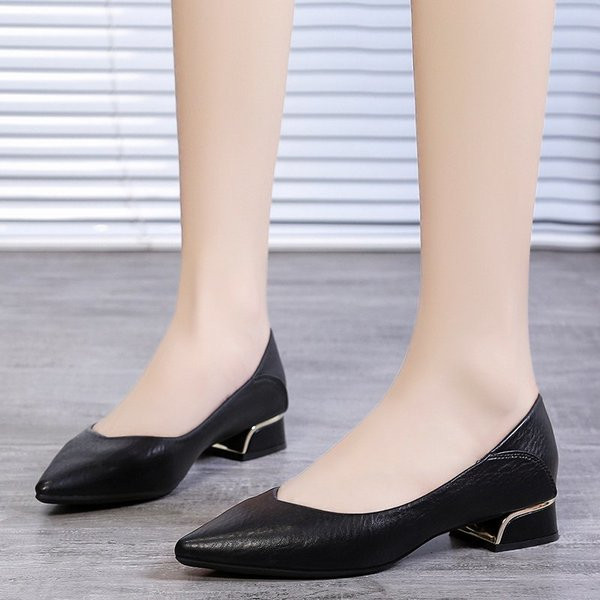 Pantofi dama casual model ascutit din piele ecologica