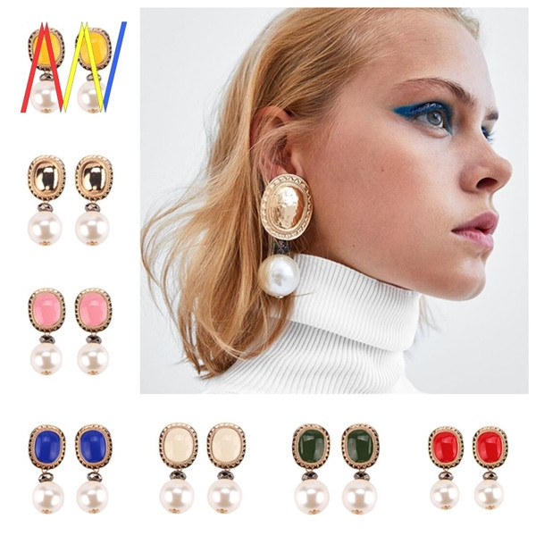 Златисти дамски обеци с големи перли 