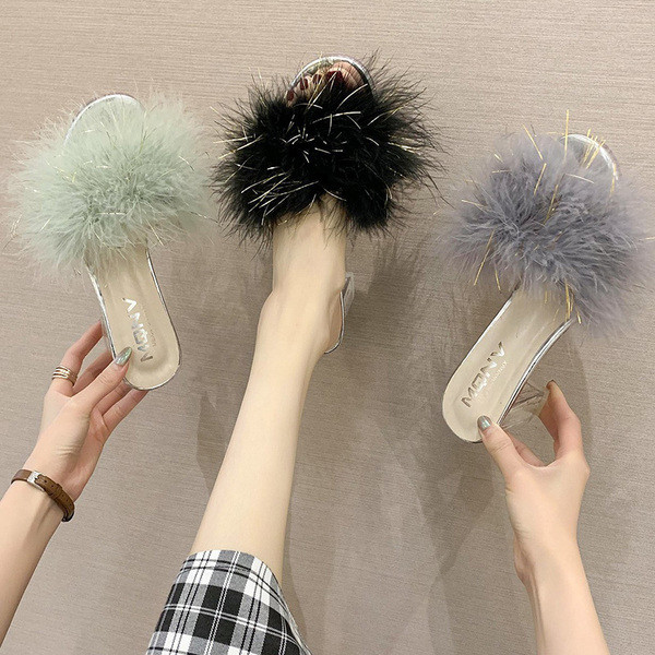 Papuci de dama cu puf si toc patrat transparent