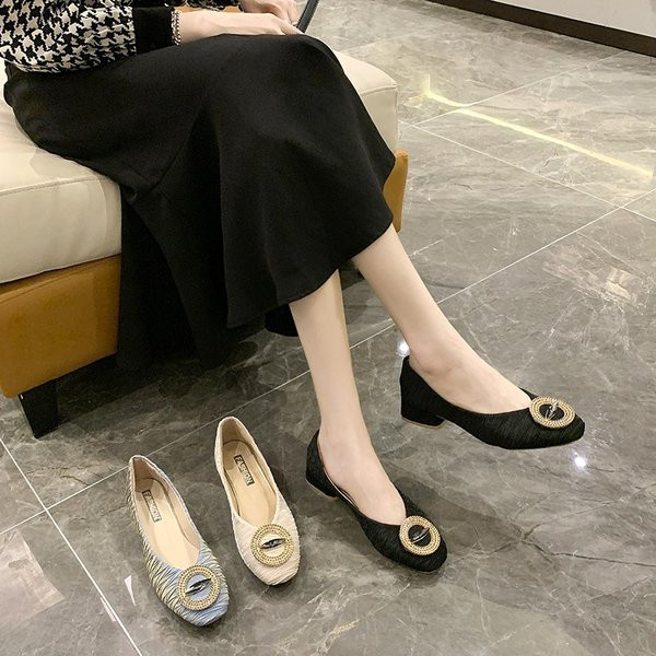 Pantofi moderni de dama cu talpa moale