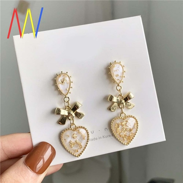 Cercei de damă vintage cu inimă și panglică