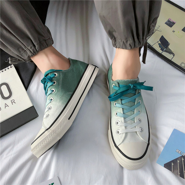 Tenisi casual barbatesti in culori irizate