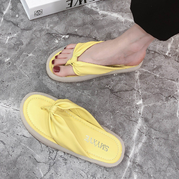 Papuci de dama intre degete potriviti pentru plaja