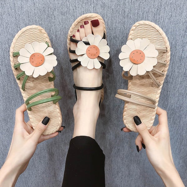 Papuci de dama cu element 3D potriviti pentru plaja